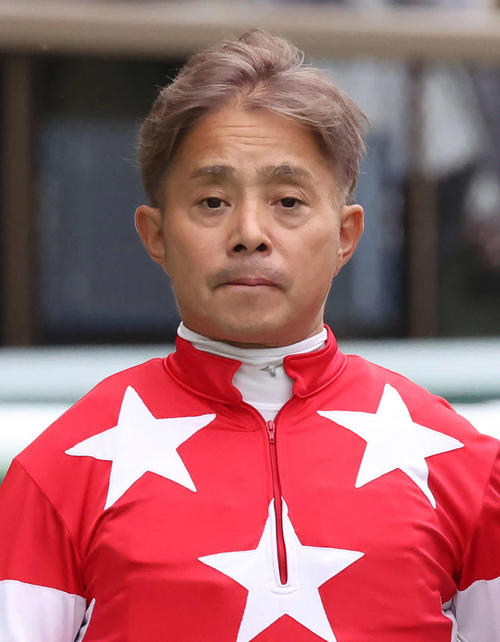 【悲報】岩田康誠騎手の騎乗停止：競馬場への移動中、通信機器（スマートフォン）の不適切な使用とあるが、そんな厳しいルールがあるなんて知らなかった・・・・